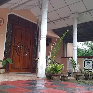 ** Gasthof Lalanga Sri Lanka