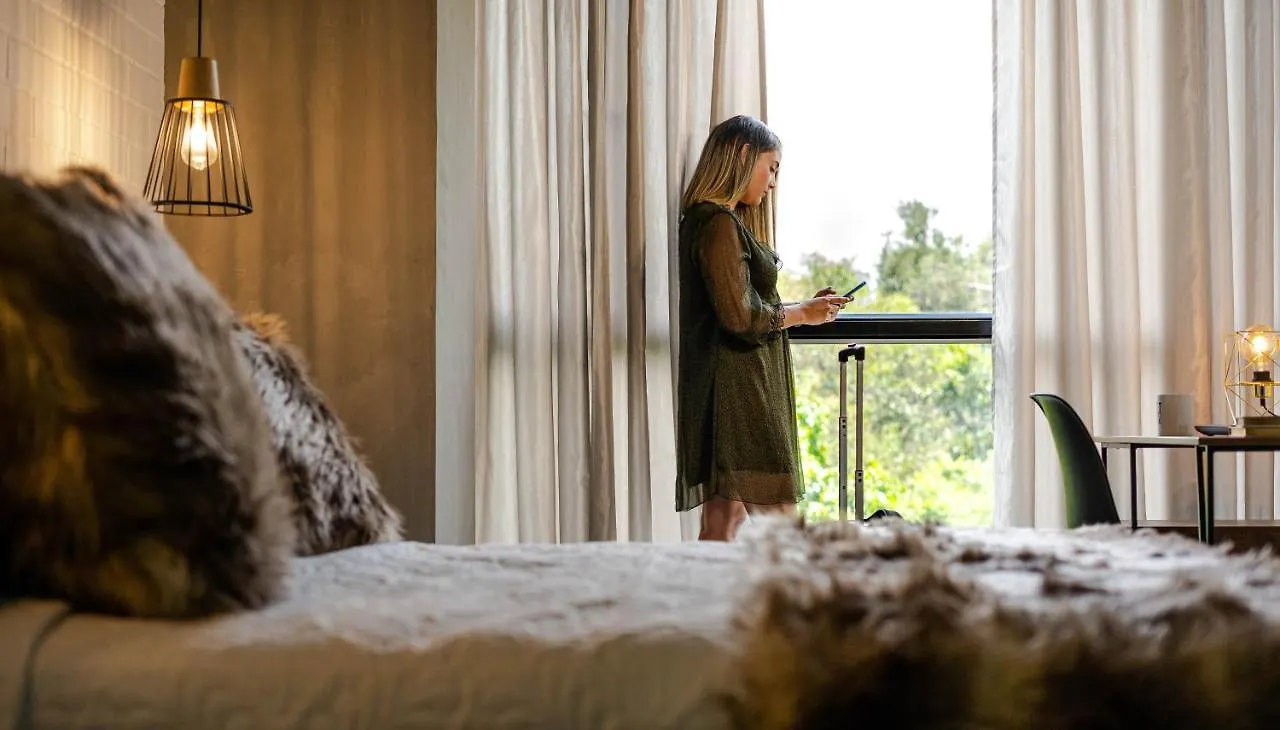 Loft 32 Medellin Living Aparthotel 3*,