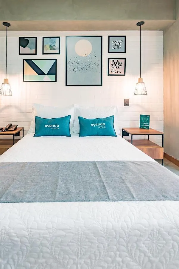 Loft 32 Medellin Living Aparthotel