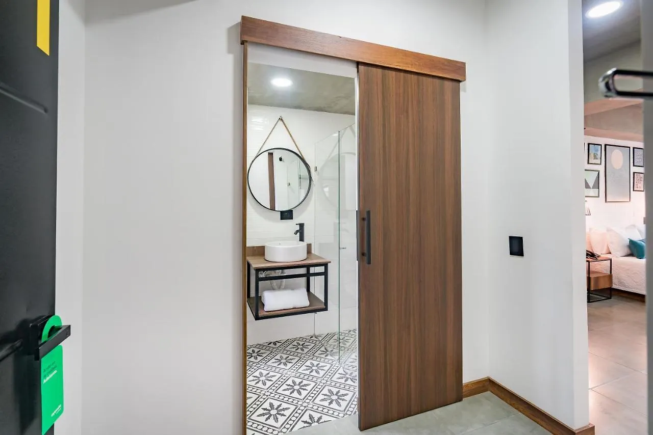 Loft 32 Medellin Living Aparthotel