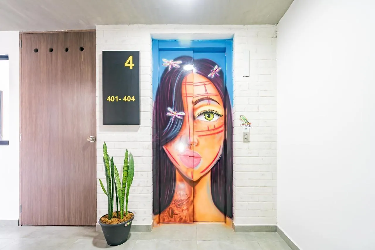 Loft 32 Medellin Living Aparthotel 3*,  Colombia