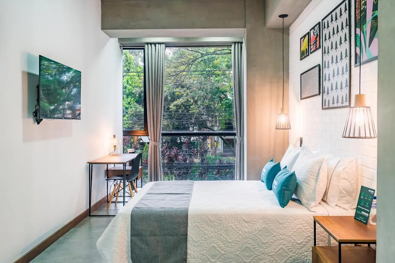 Loft 32 Medellin Living Aparthotel
